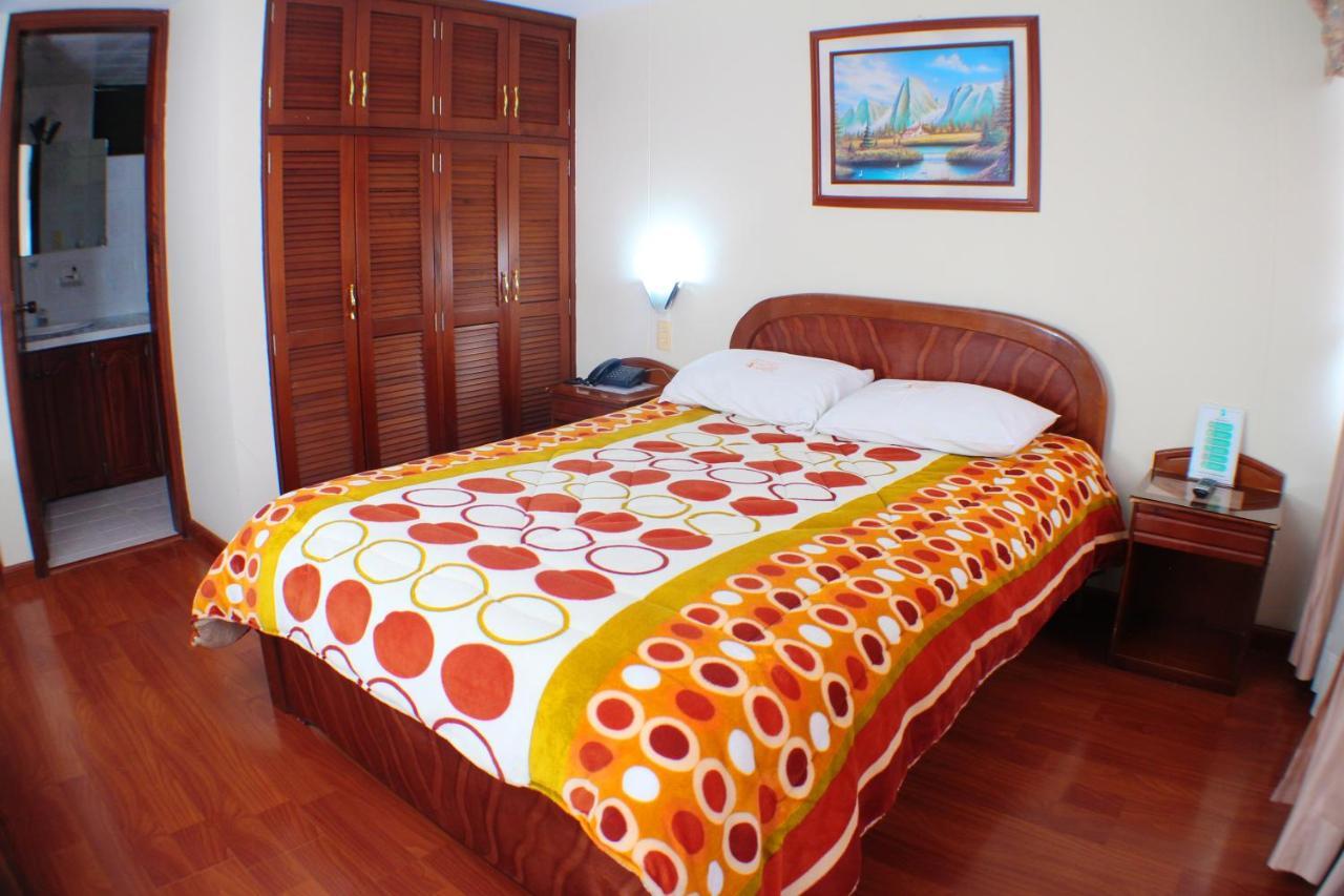 Hotel Santa Isabel 2 3*
